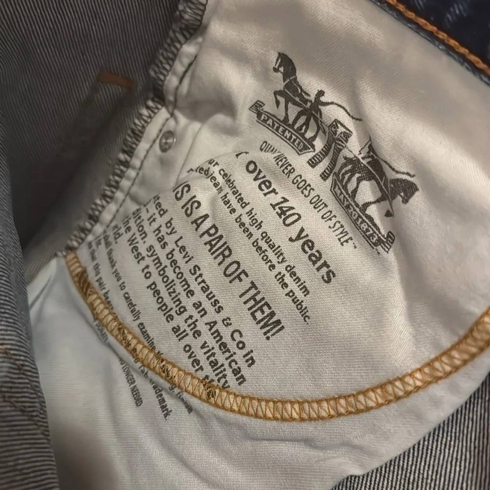 NWT Levi’s 550 relaxed jeans  for men’s size 34x30